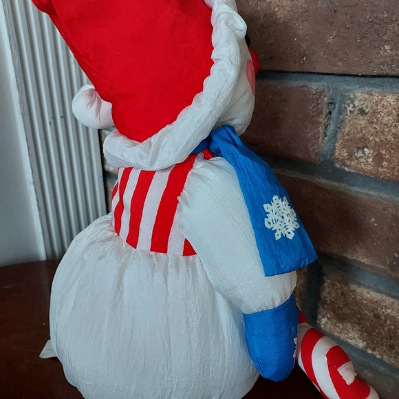 International Silver Co 1993 Poly Nylon Pluff Snowman Clown Face Stuffed Figure - Picture 8 of 10